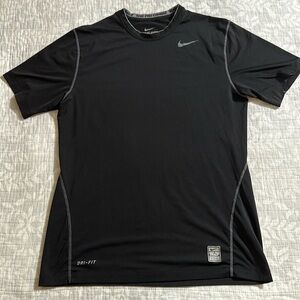 Nike Pro Combat Fitted athletic shirt Mens size Medium